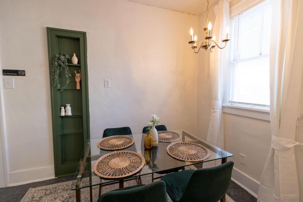 Historic Revival King Bed Midtown Memphis 68 Yes Pets Fast Wifi Free Parking Villa Dış mekan fotoğraf
